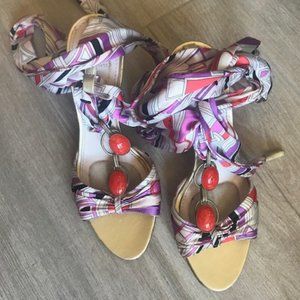 VINTAGE Emilio Pucci scarf heels